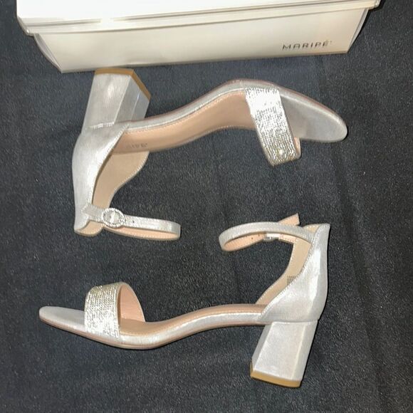 NIB Maripe Crystal Silver Heels with Ankle Strap and Block Heel Size 9 - Picture 5 of 14